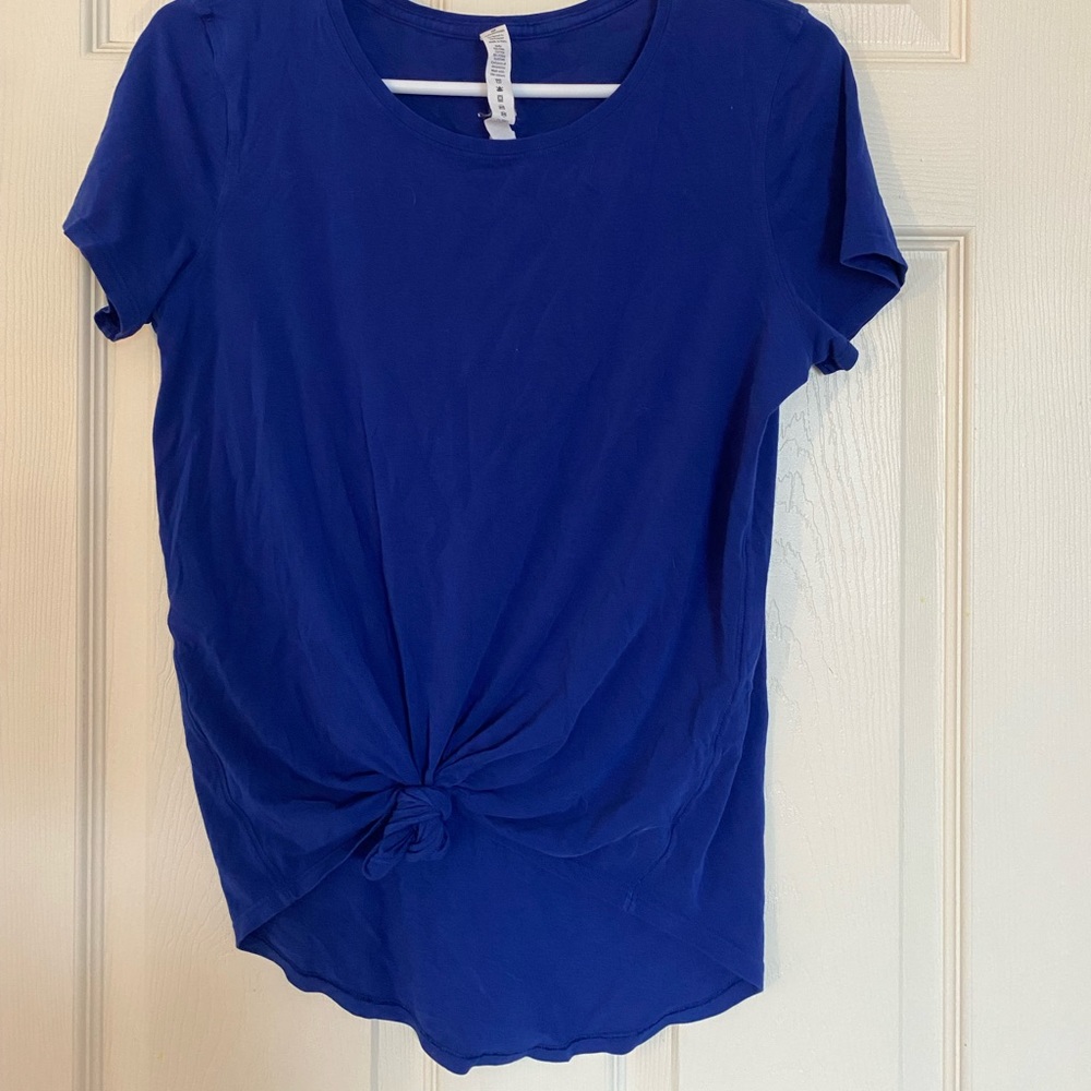 Royal blue lululemon love T shirt size 6